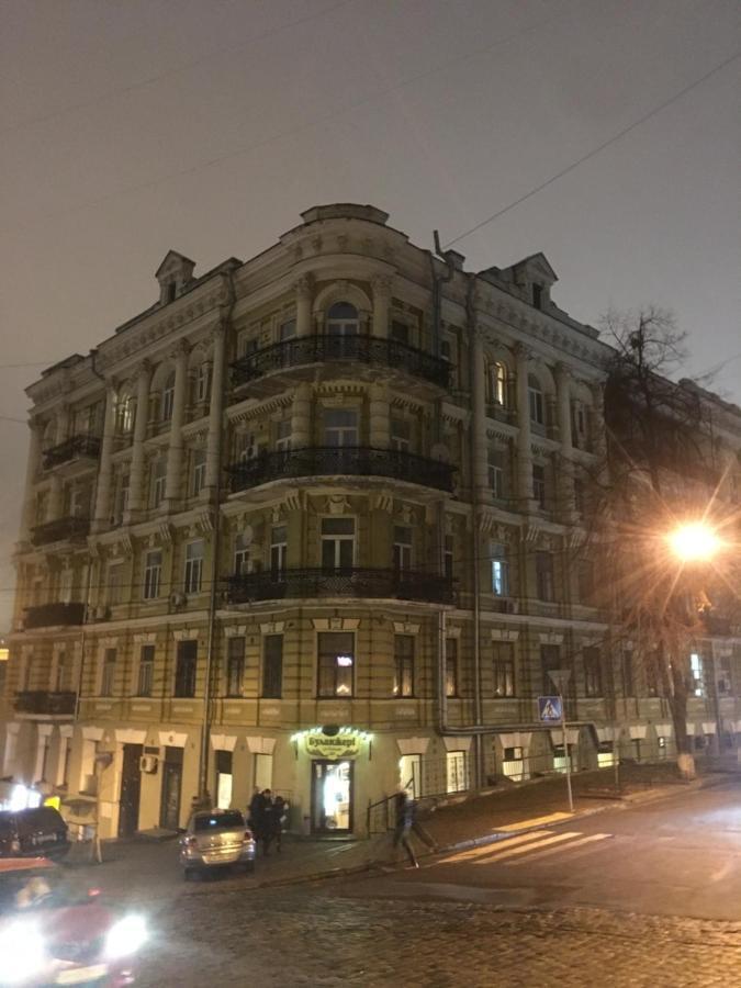 Luteranska Romantic Apartment Kiev Exteriör bild