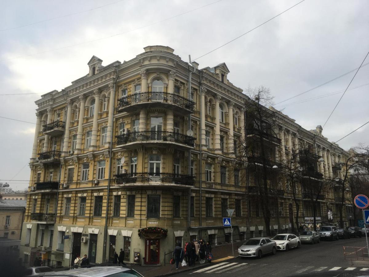Luteranska Romantic Apartment Kiev Exteriör bild